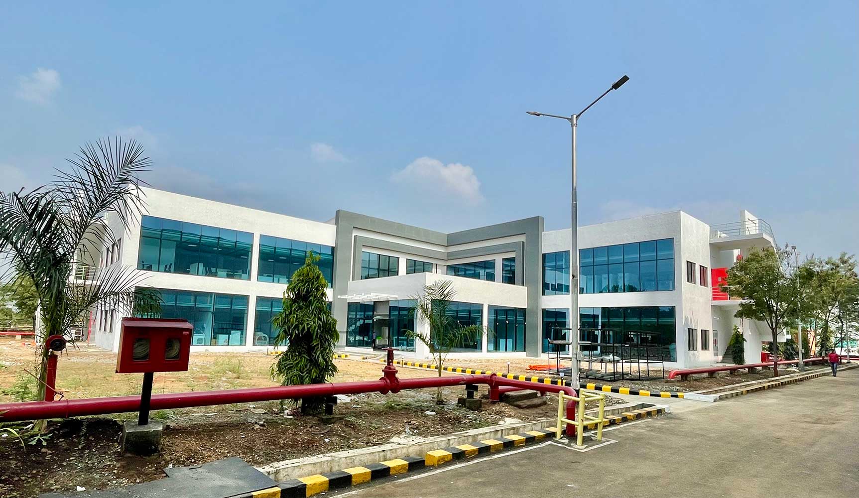 AVERYDENNISON1